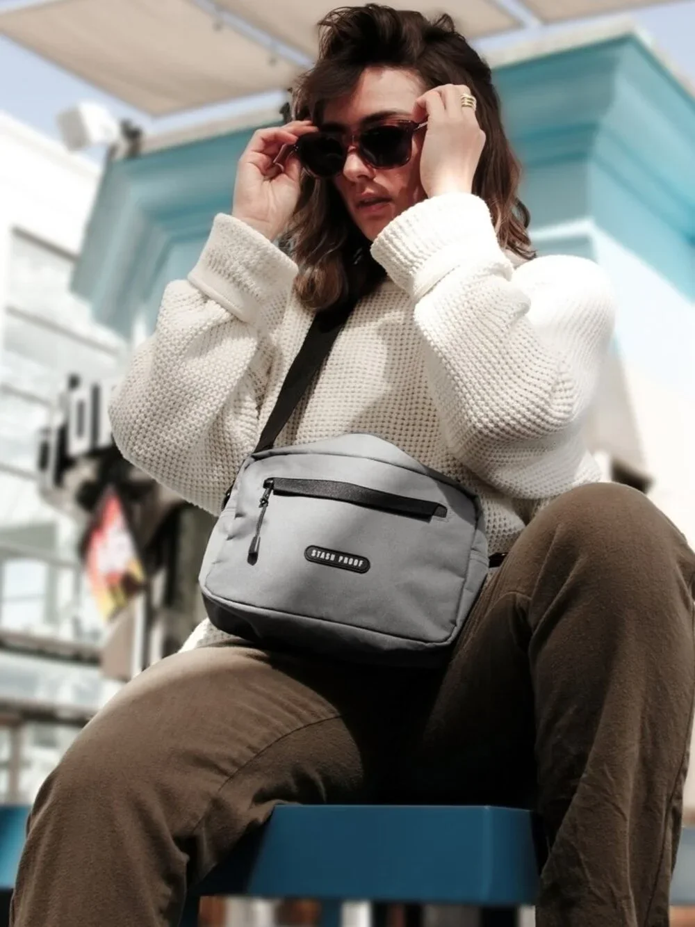 Stash Proof Rover Odor Resistant (Gray) Cross-body and Shoulder Bag Unisex